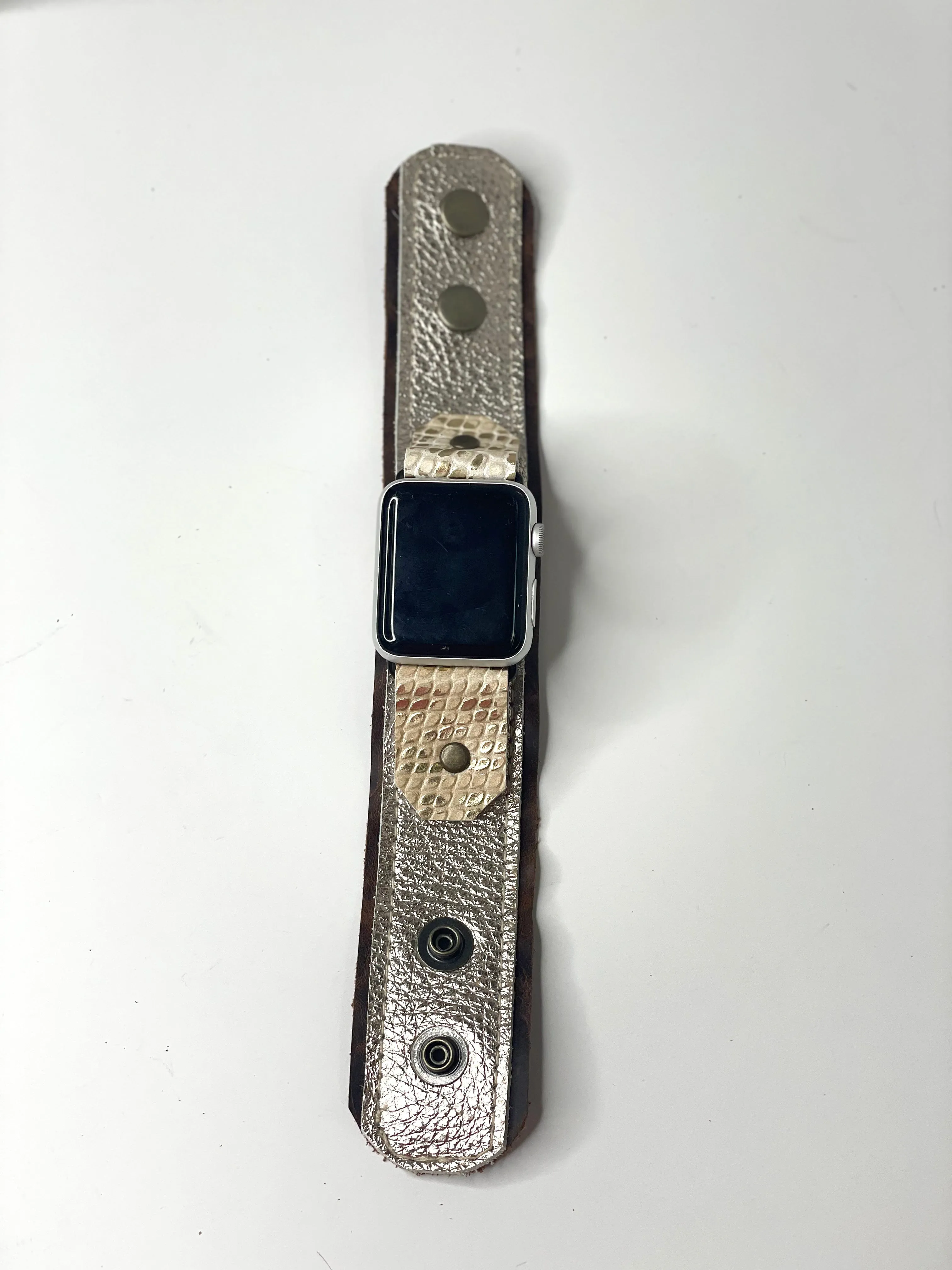 iwatch band with snaps silver with gold Croc accents (large)